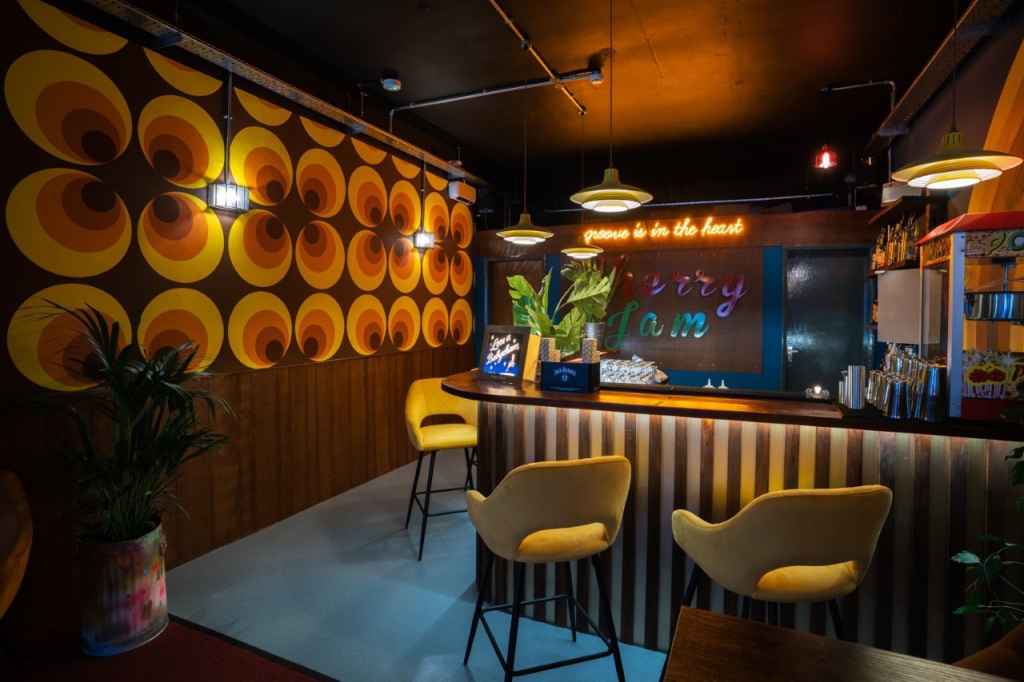 Cool Cocktail Bar – Cherry Jam opens its doors in Stockport
